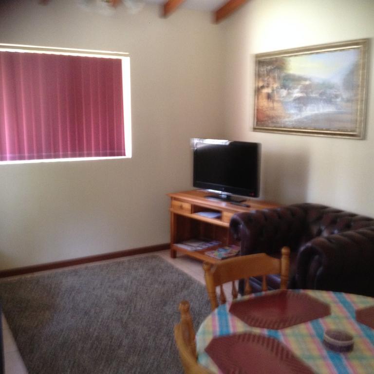Shetland Park Chalets Villa Bullsbrook Buitenkant foto